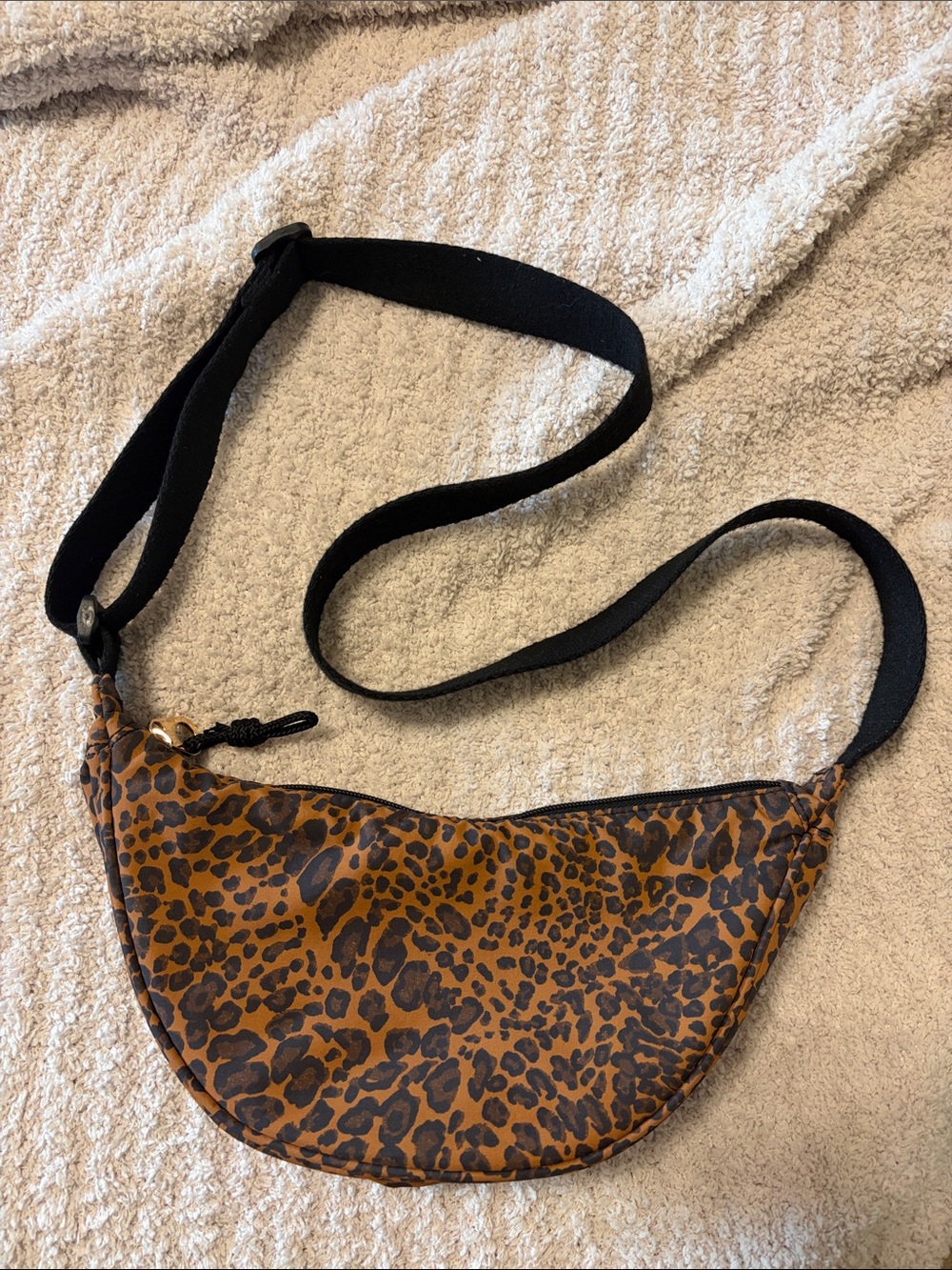 Universal Thread Leopard Print Crescent Crossbody Bag